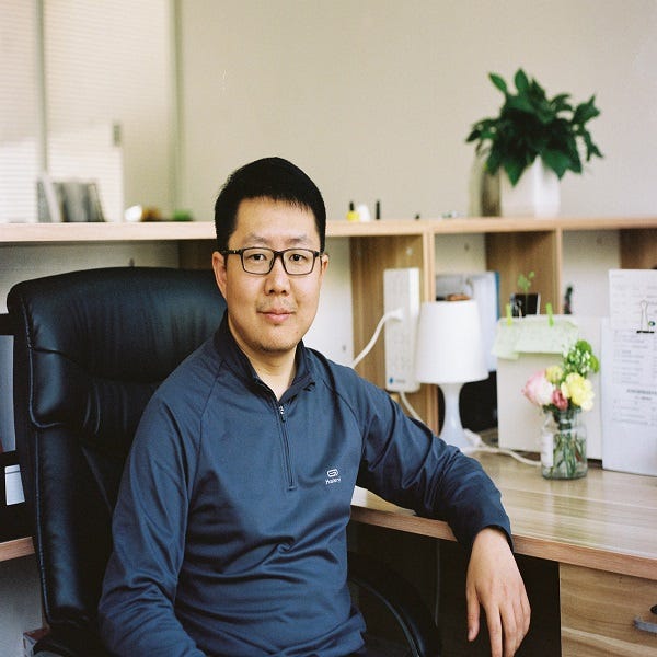 2_Xiaofan_Luo_crop.jpg 2_Xiaofan_Luo_crop.jpg