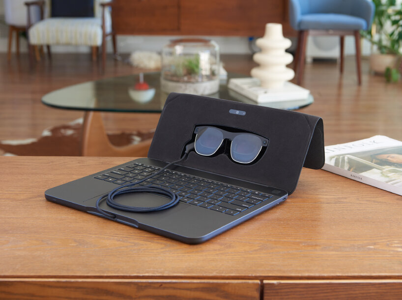 AR laptop glasses portable workstation