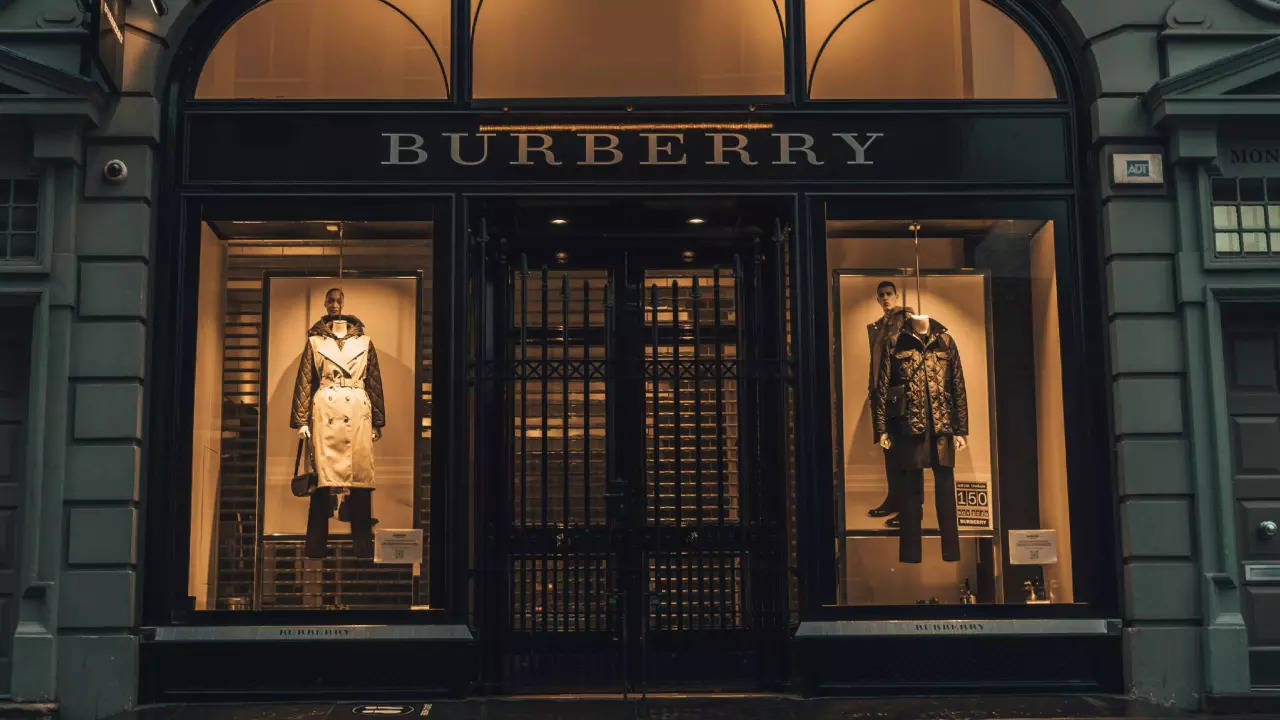 <p>Burberry</p>