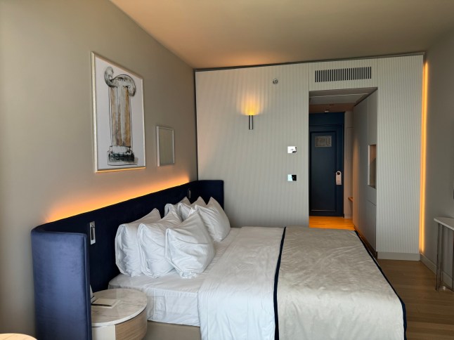 A view of the bedroom and bed at Grand Hotel Brioni