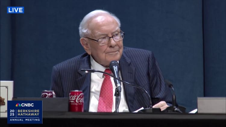 Warren Buffett downplays recent market volatility as 'really nothing,' saying it's part of investing