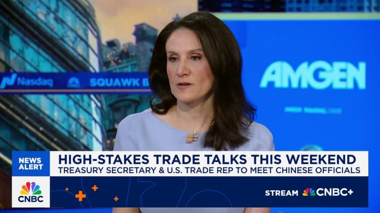 Both China and U.S. are eager for de-escalation at this point, says Michelle Caruso-Cabrera