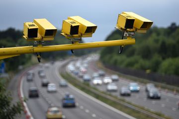 A look at the speed limits on motorways and dual carriageways in the UK