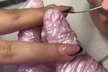 Nail tech reveals four things that customers do that are so annoying