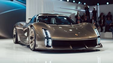 Porsche Mission X - front