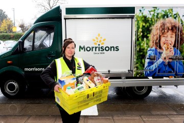 Morrisons reveals exact date you can book a Christmas delivery slot