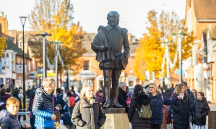 William Shakespeare’s statue in Stratford-upon-Avon town centre