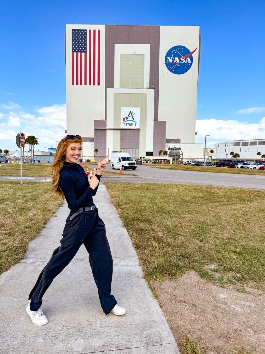 Jessica outside Nasa's Vehicle Assembly Building
