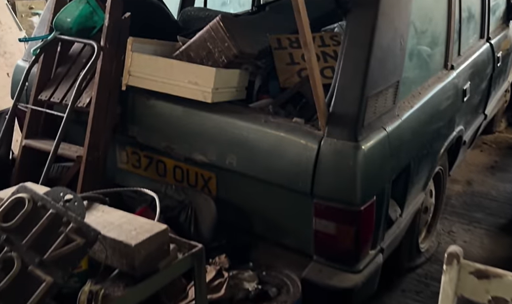 A classic Range Rover was found inside a large enclosed area