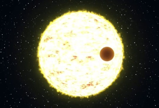 Exoplanet in front of a star