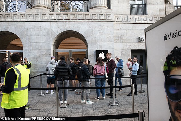 BERLIN, GERMANY: The Germany capital appears to show only moderate queues this morning as the latest gadget became available