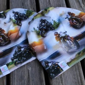 mössa med motorcykel