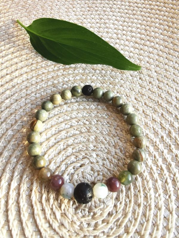 Crystal bracelet with lava stones for essential oils - e.g. doTerra