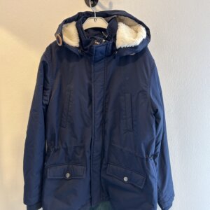Mörkblå vinterjacka stl 140