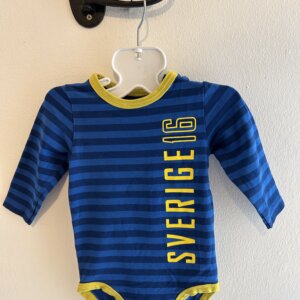 Blå/gul Sverige boddy stl 62