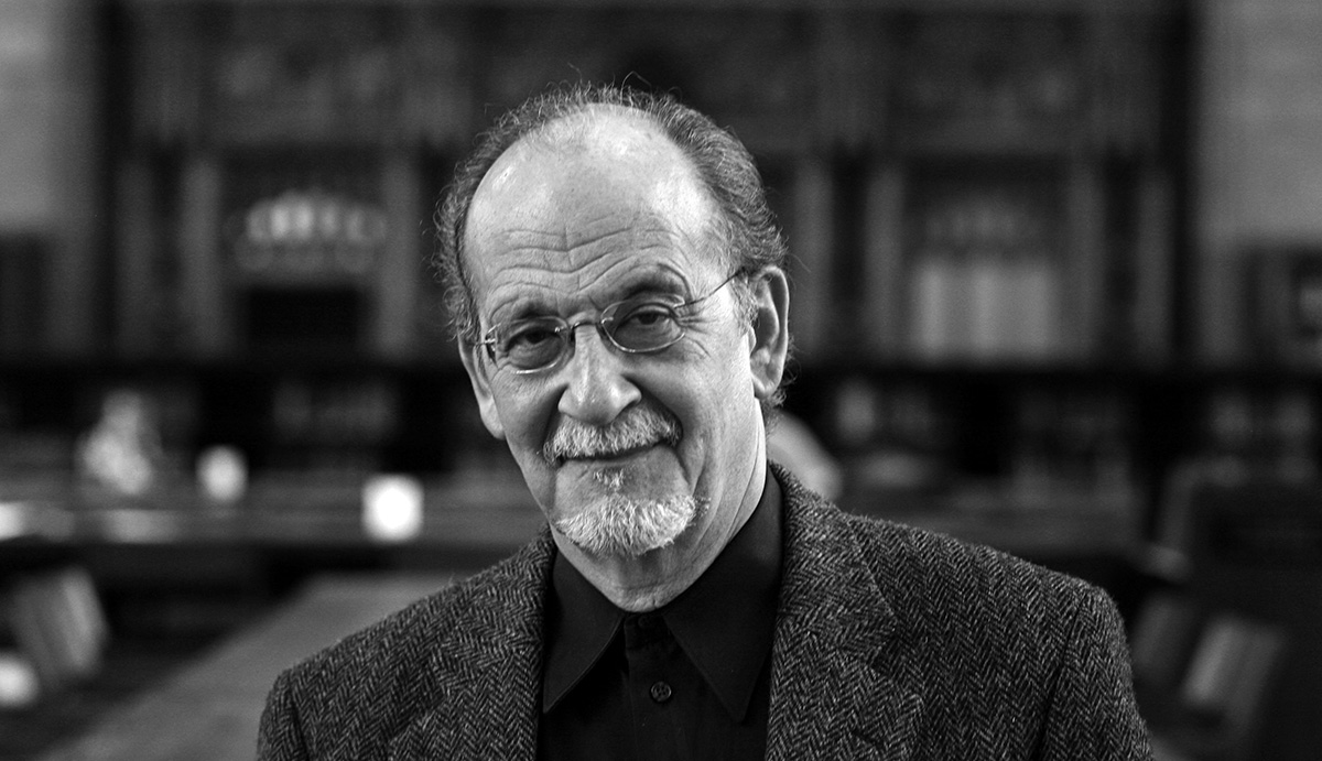 Portrait of Professor Moishe Postone for the 2009 Graduate professor awards

(Photo by: Beth Rooney/ for the Chicago Chronicle)