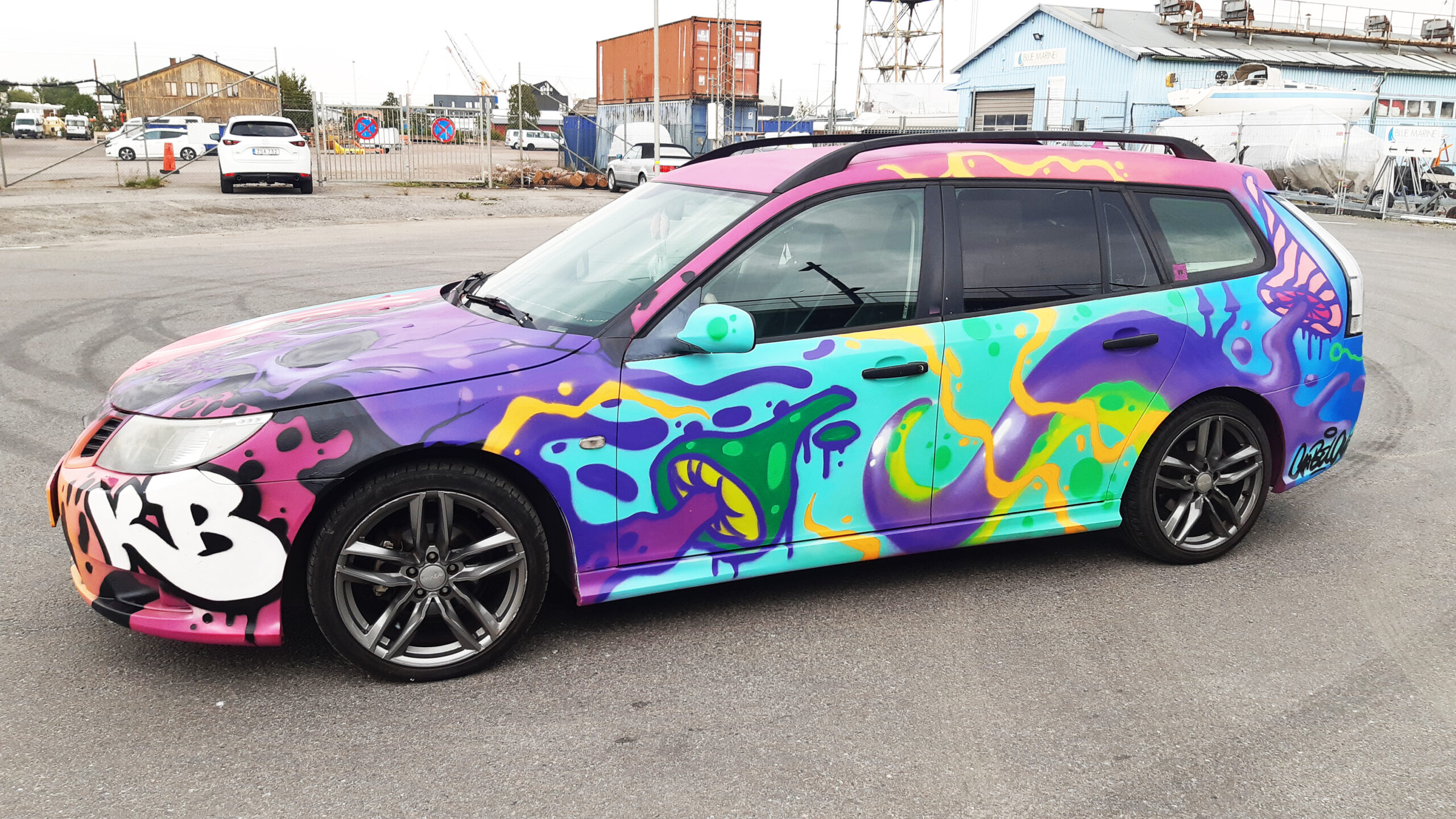 Cabelone Bil Graffiti Streetart Motiv Lackering Göteborg Billackering