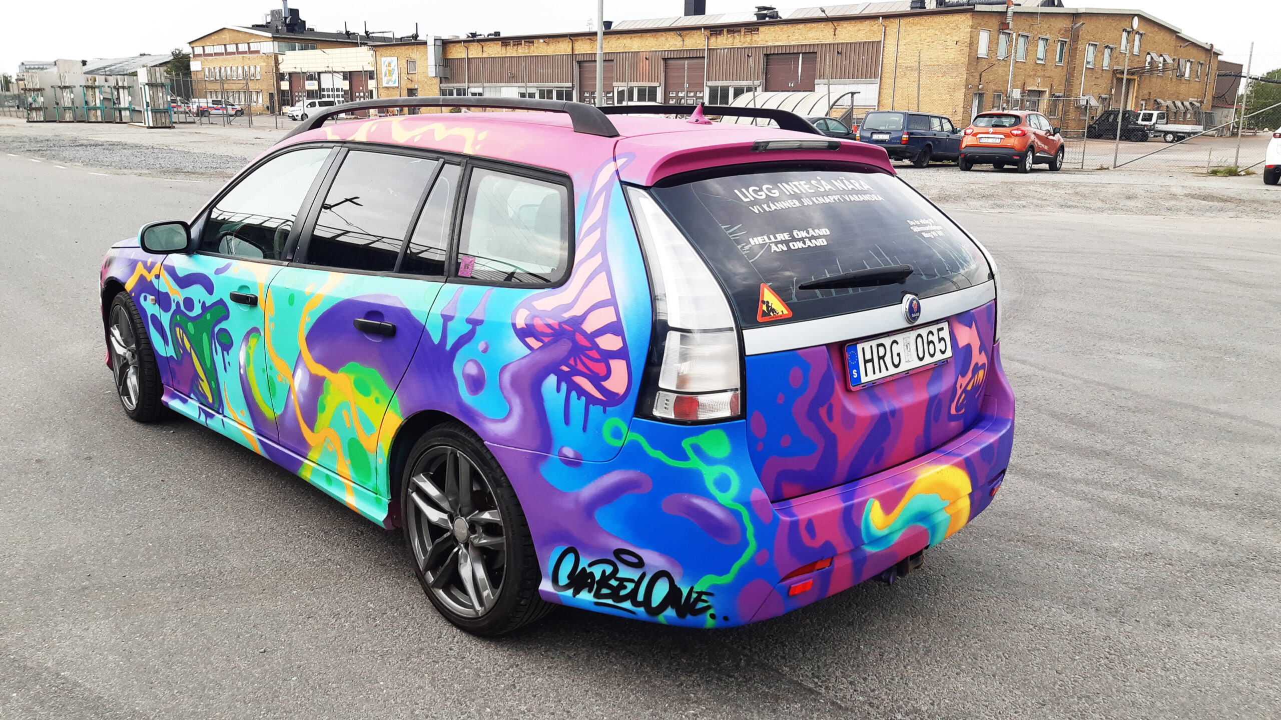 Cabelone Bil Graffiti Streetart Motiv Lackering Göteborg Billackering