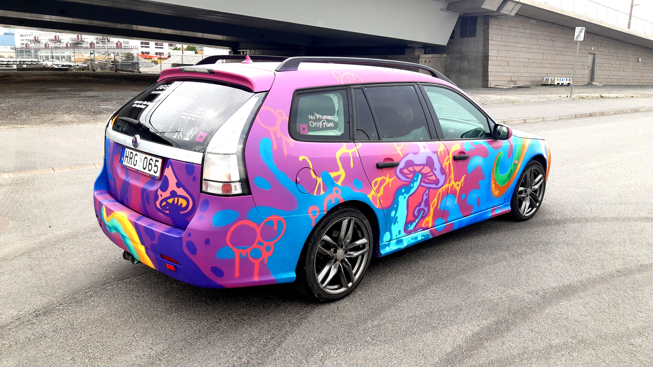 Cabelone Bil Graffiti Streetart Motiv Lackering Göteborg Billackering