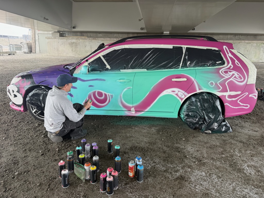 Cabelone Bil Graffiti Streetart Motiv Lackering Göteborg Billackering