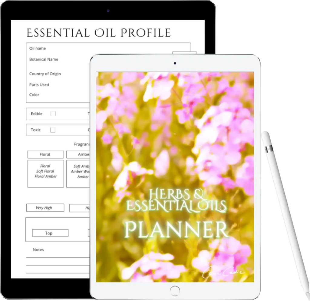 HERBS & ESSENTIAL OILS PLANNER