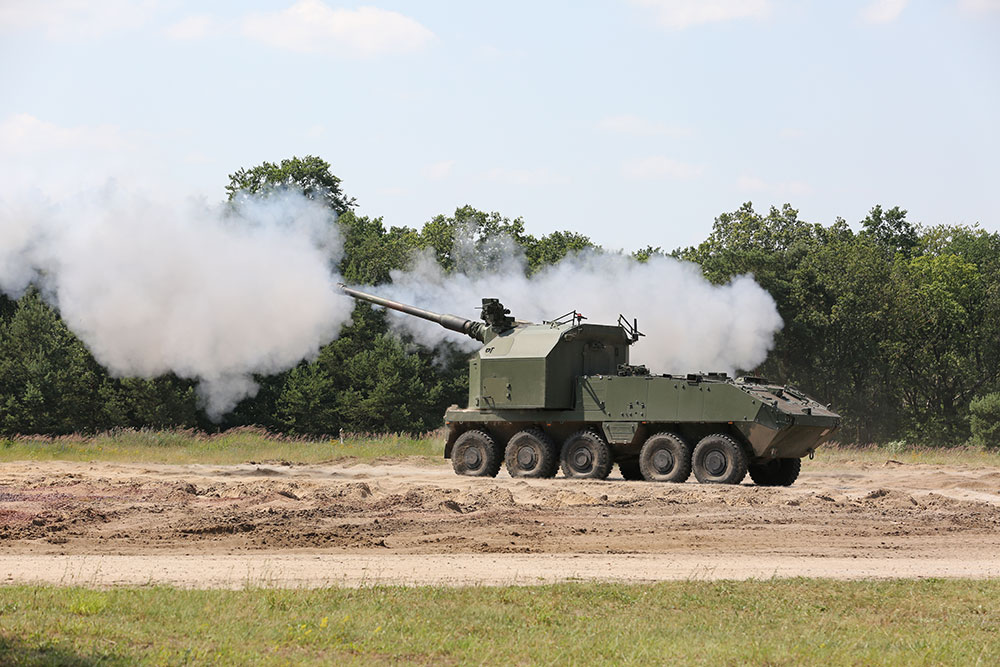 The Piranha IV howitzer with AGM.