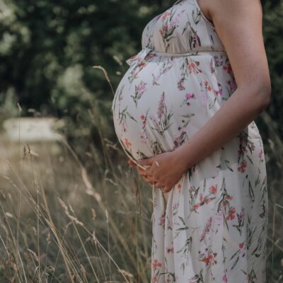 Babybauch Shooting im Kurpark Stuttgart