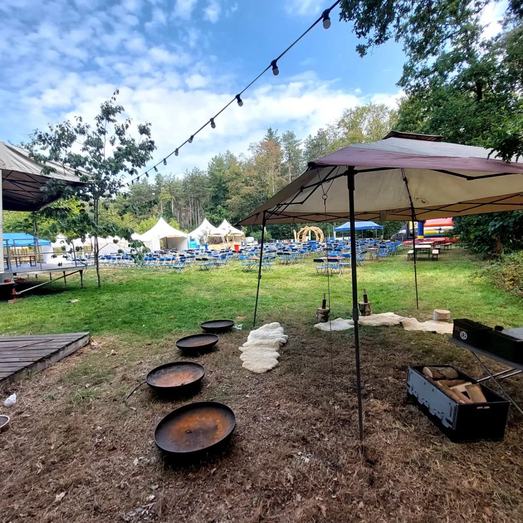 Bushcraft & Survival Camp Bushcraft Overleven in de natuur onder