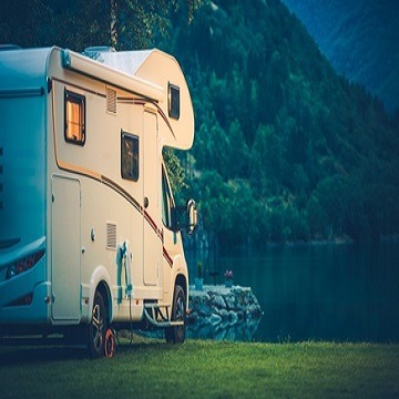 Das Wohnmobil Camping am Glacier Lake. Wohnmobil Van Urlaub.