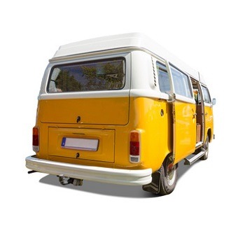 Campingbus ausbauen. VW Bulli in Gelb und Rot.