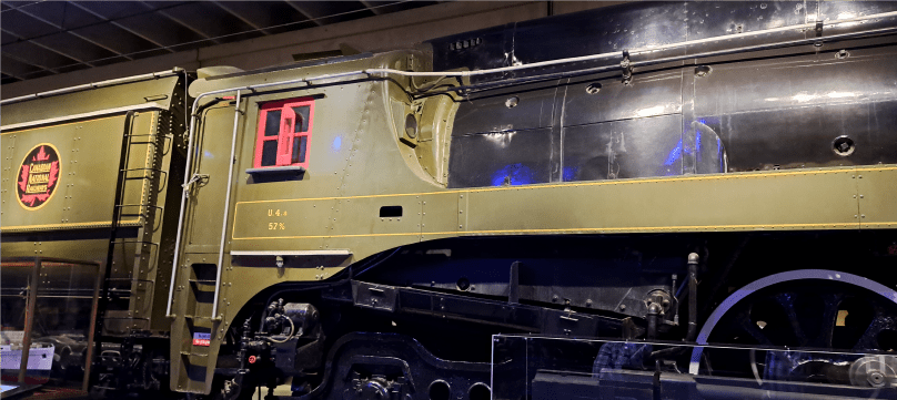 Train in CS&T museum, Canadaleaks Review-4