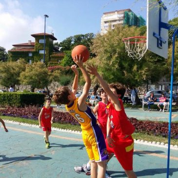 Nuestros jugadores disfrutaron de una gran jornada de baloncesto en Piquío