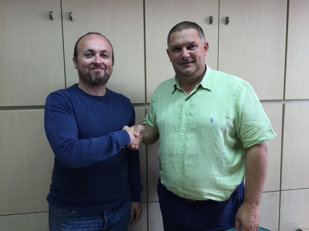 Daniel López y José Luis Teja renovaron el acuerdo de colaboración entre La Gallofa & Co y la FCB