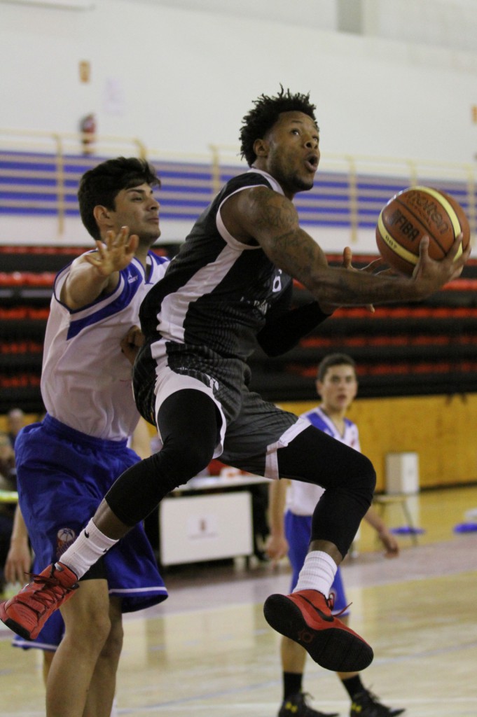 DeAngelo Hailey anotó 30 puntos | Foto: Pablo Lanza