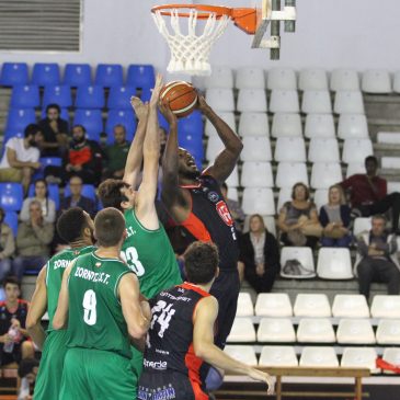 Buena imagen de Gallofa Cantbasket ante Zornotza ST para poner fin a la pretemporada (85-95)