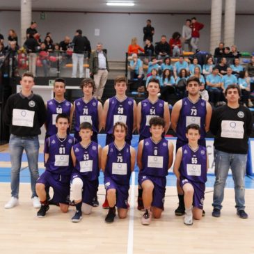 Gestoría Quintanilla Cantbasket debuta con victoria en el Campeonato de España (44-54)