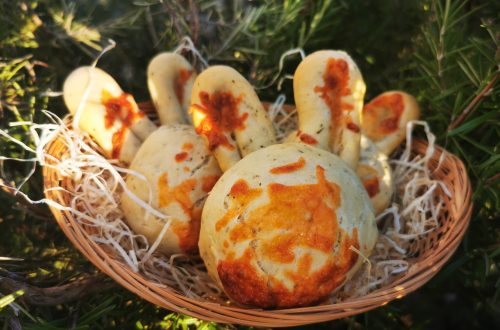 Herzhafte Osterhasen-Brötchen backen - ein kinderleichtes Rezept. Einfach, schnell und lecker ist dieses Osterrezept für deftige Semmeln.