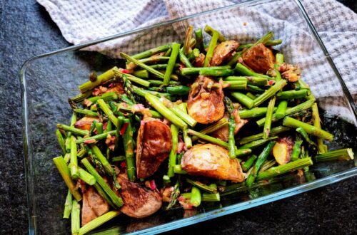 Diesen leckeren Spargelsalat mit Kartoffeln aus dem Airfryer wirst du lieben! So einfach, so gut, so vegan!