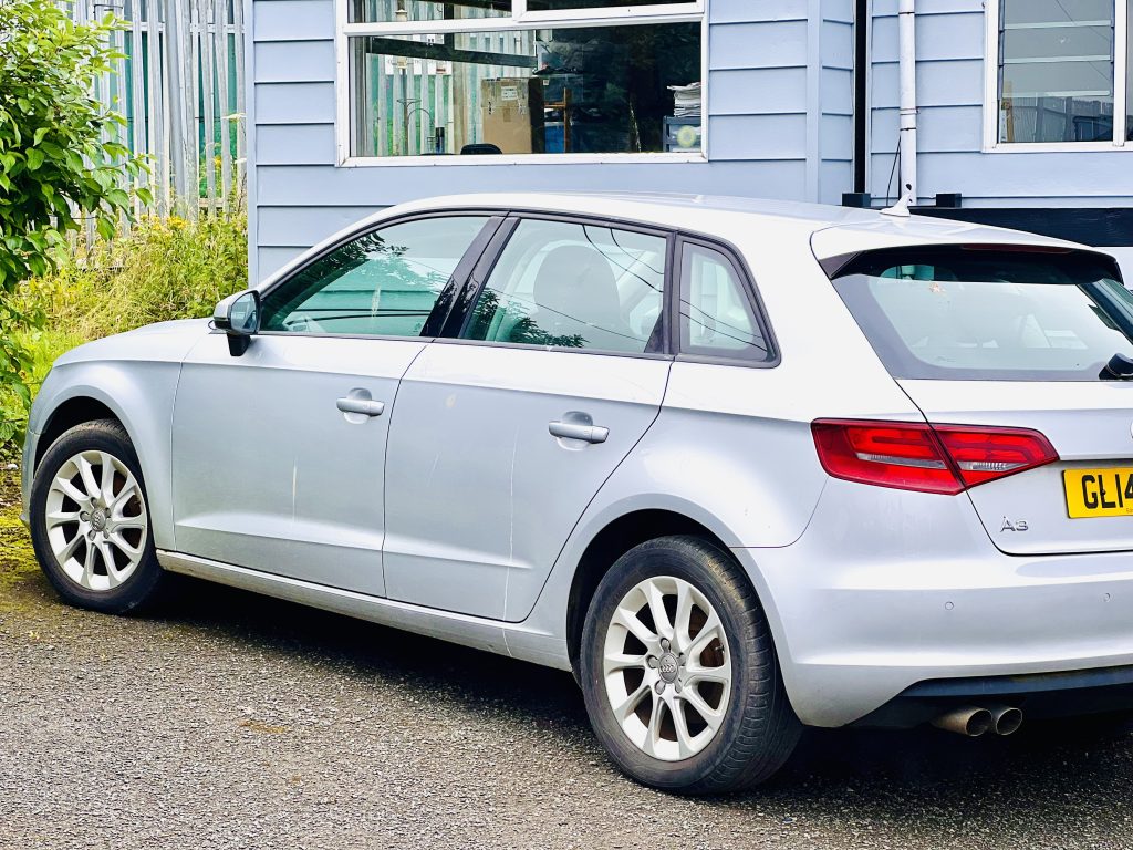 Audi A3 1.4 TFSI SE Sportback Euro 5 (s/s) 5dr / ULEZ-compliant / 51,000 miles / Petrol / Manual / 2 owners / 1 Year MOT Inc / 6 Months Warranty Inc / 12 Months AA Breakdown Cover Inc