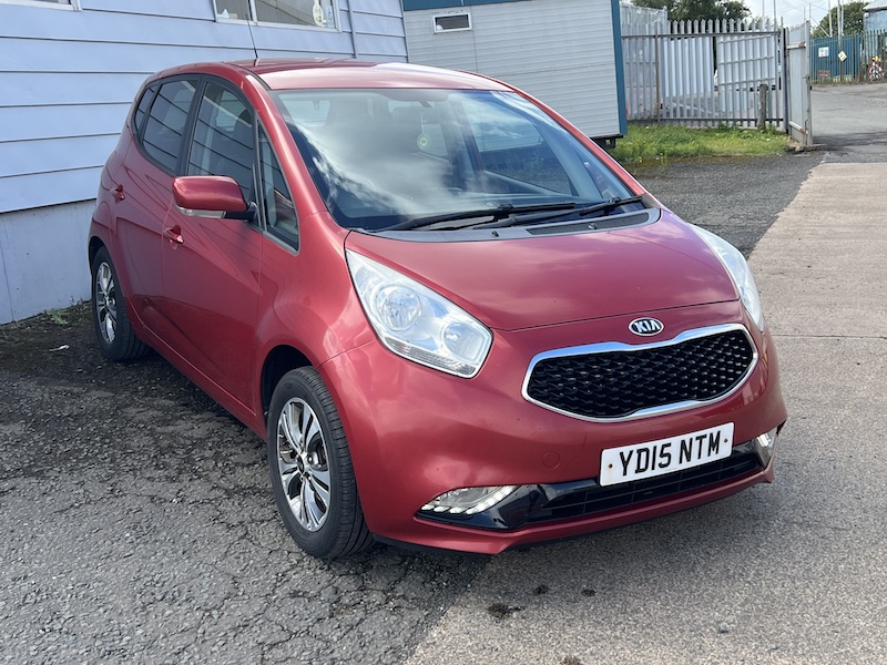 Kia Venga 1.6 EcoDynamics 3 Euro 5 (s/s) 5dr YD15NTM  2015 (15)  46,900 miles Petrol Manual Red 2 owners Car ULEZ