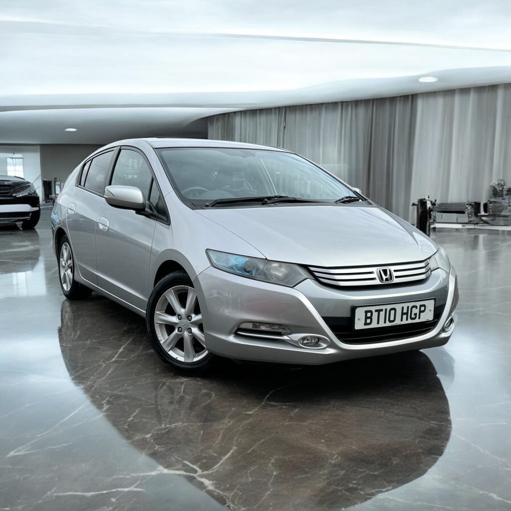 Honda Insight 1.3h IMA ES CVT Euro 5 5dr BT10HGP  2010 (10)  69,000 miles Petrol Hybrid Automatic Silver 4 owners