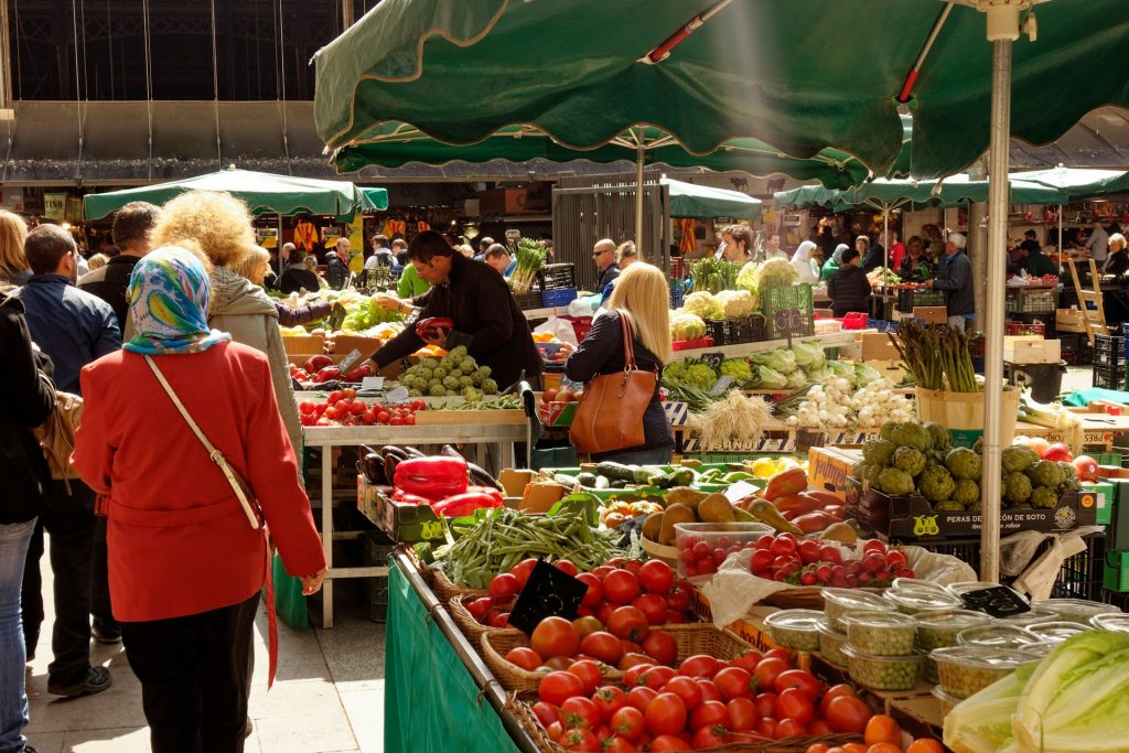 sunday market in albir