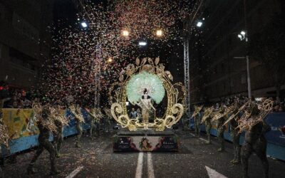 DESLUMBRANTE DESFILE CONCURSO