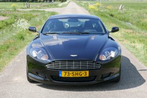 Aston Martin DB9