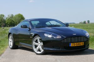 Aston Martin DB9