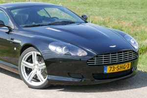 Aston Martin DB9