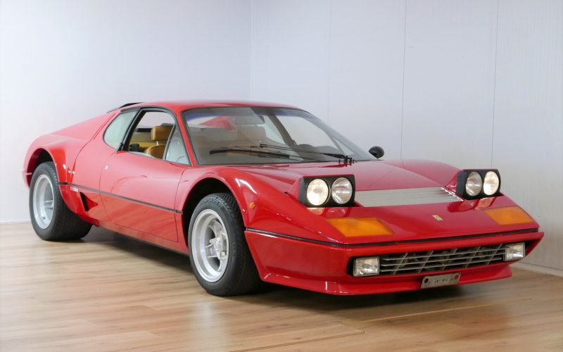 25Ferrari 512BB (101)