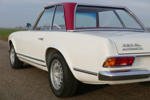 Mercedes-Benz 230 SL Pagode