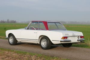 Mercedes-Benz 230 SL Pagode