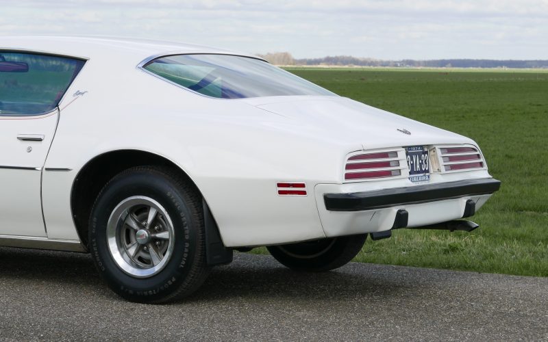 Pontiac Firebird Esprit